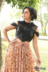 Chetana Uttaj at Pichiga Nachav Movie Teaser Launch